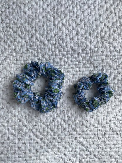 Large Scrunchie